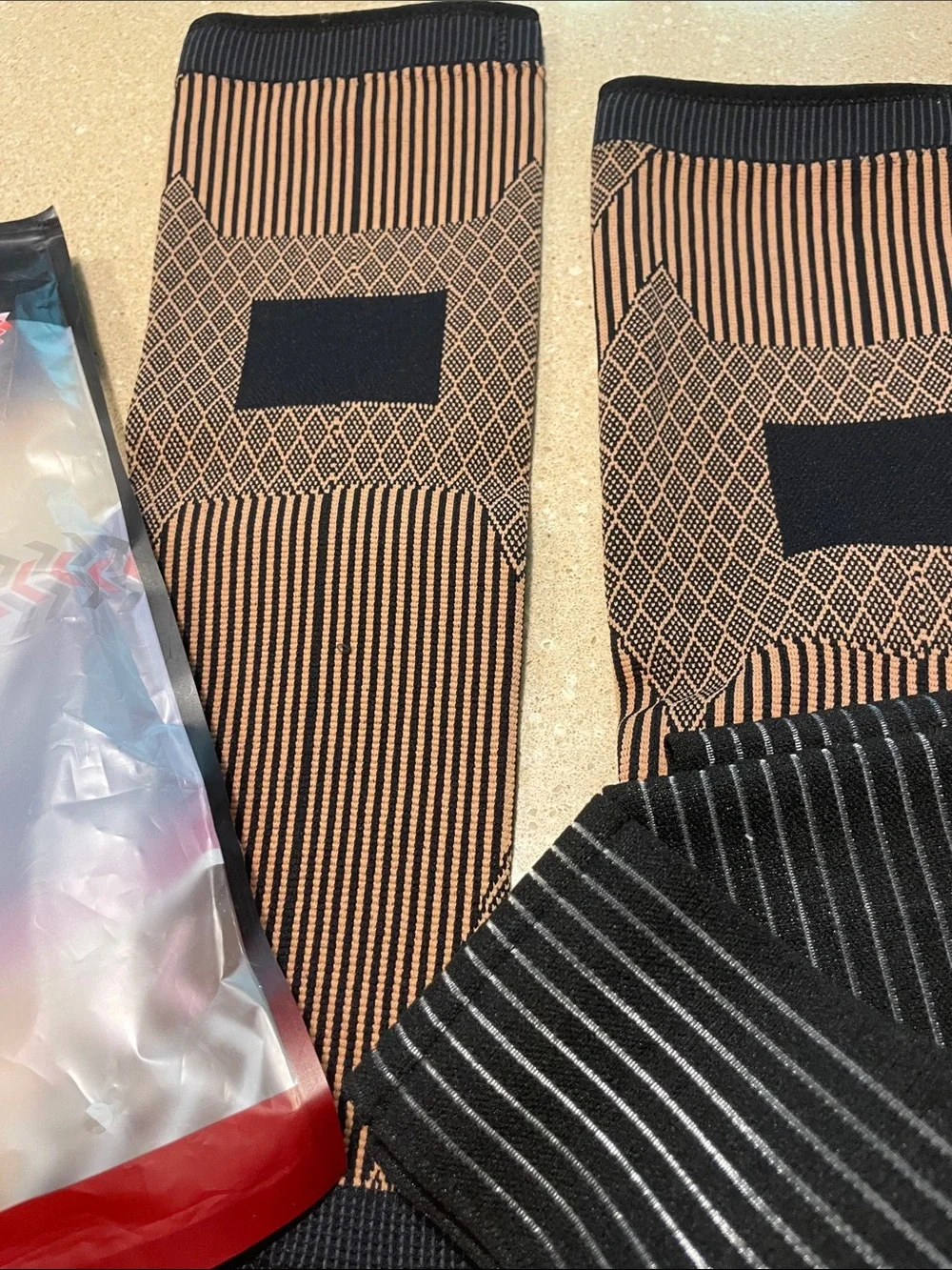 Compression Thigh and Knee Copper Sleeves - Black & Tan Support